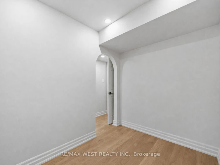 TH #10-100 Arbors Lane, Vaughan, ON, L4L 7G4 - 21