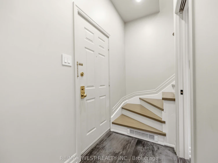 TH #10-100 Arbors Lane, Vaughan, ON, L4L 7G4 - 4