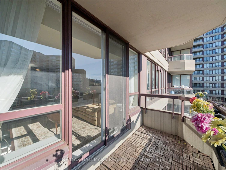 512-81 Townsgate Drive, Vaughan, ON, L4J 8E6 - 25