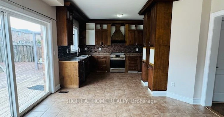 1215 Lowrie Street, Innisfil, ON, L9S 0E5 - 7