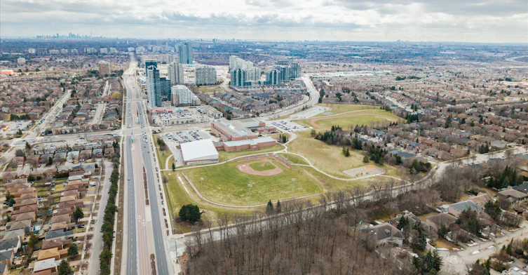 1424-7950 Bathurst Street, Vaughan, ON, L4J 0L4 - 32
