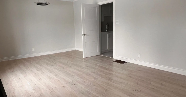 Main-98 Thornton Avenue, Bradford West Gwillimbury, ON, L3Z 1N4 - 3