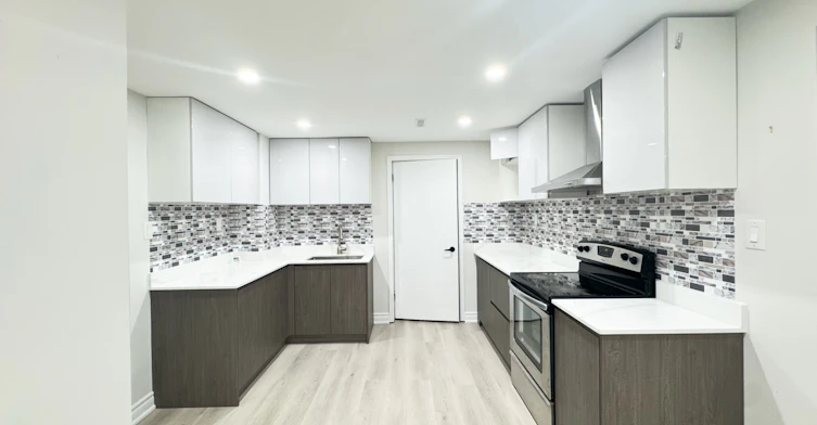 Bsmt-144 Raymerville Drive, Markham, ON, L3P 4M9 - 3