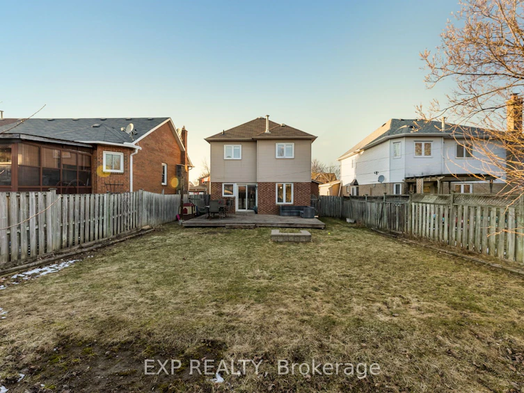 19 Natanya Boulevard, Georgina, ON, L4P 3R6 - 34