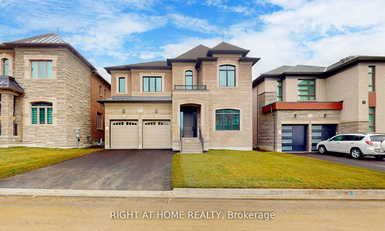 7 Adario Crescent