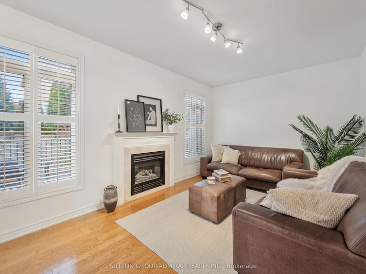 45 Chardonnay Drive, Vaughan, ON, L4J 8R8 - 8