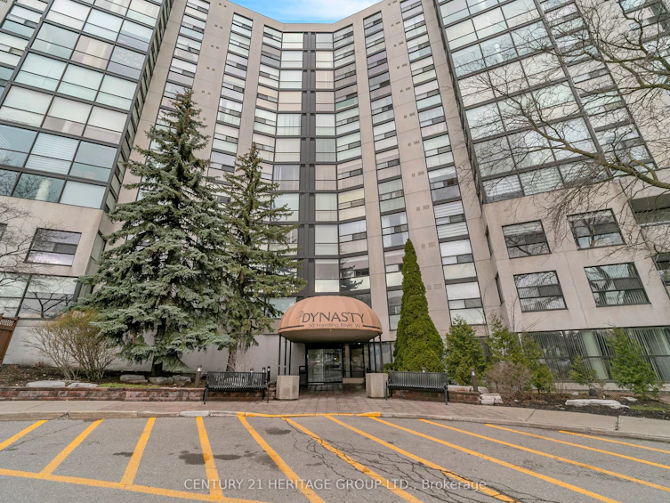 806-30 Harding Boulevard W, Richmond Hill, ON, L4C 9M3 - 3