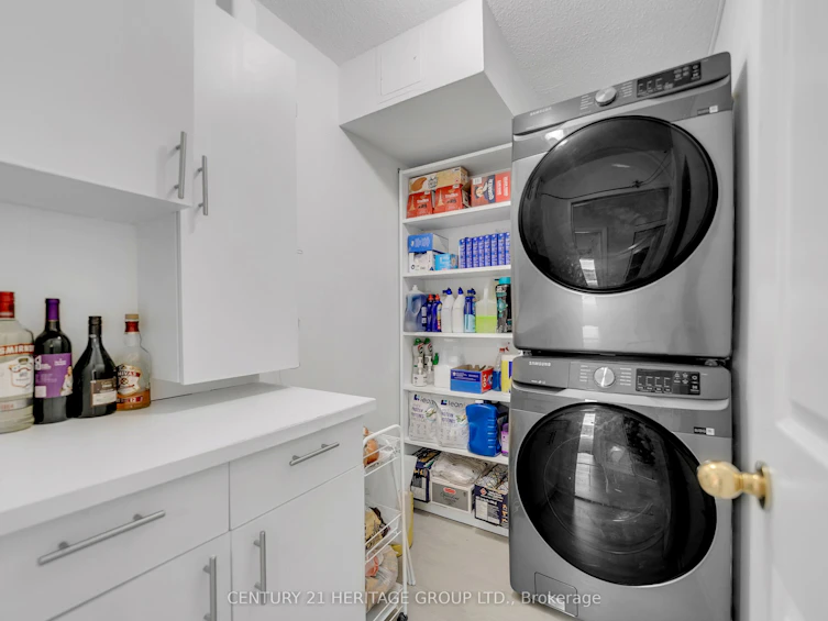 806-30 Harding Boulevard W, Richmond Hill, ON, L4C 9M3 - 33