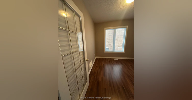12 Ames Crescent, Aurora, ON, L4G 0C3 - 12