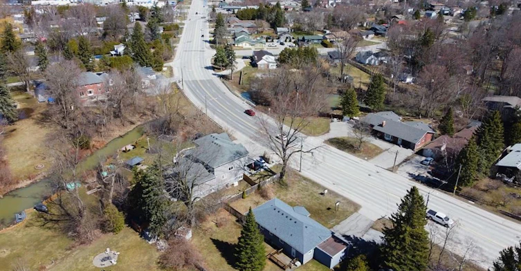 350 The Queensway N/A S, Georgina, ON, L4P 2B9 - 38