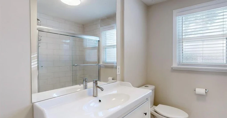 350 The Queensway N/A S, Georgina, ON, L4P 2B9 - 17