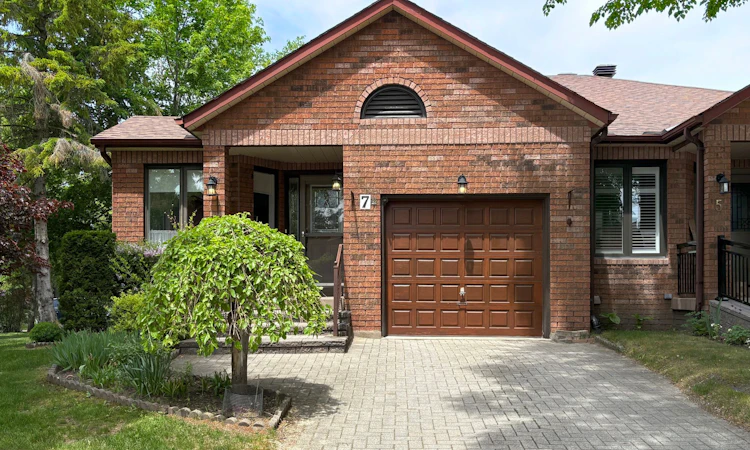 7 Glen Eden Way