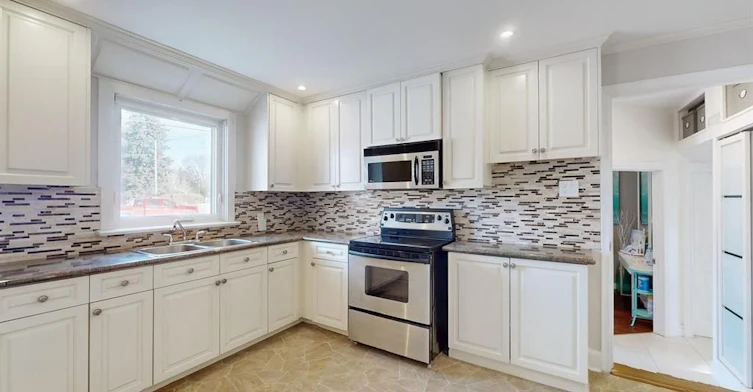 Main-350 The Queensway N/A S, Georgina, ON, L4P 2B9 - 6