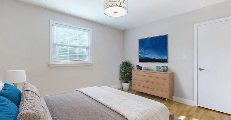 Main-350 The Queensway N/A S, Georgina, ON, L4P 2B9 - 14