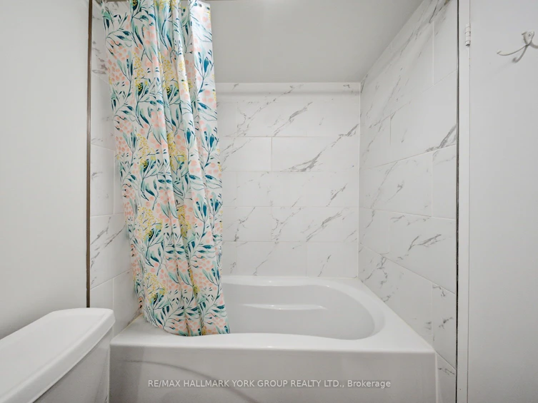 604-250 Davis Drive, Newmarket, ON, L3Y 7T7 - 10