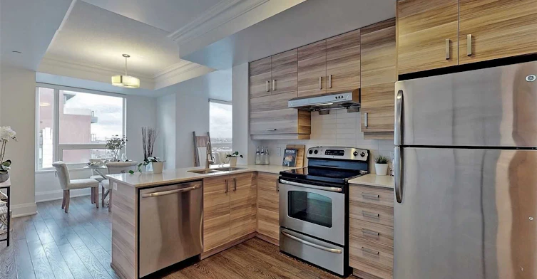 RG10-8228 Birchmount Road, Markham, ON, L3R 1A6 - 13