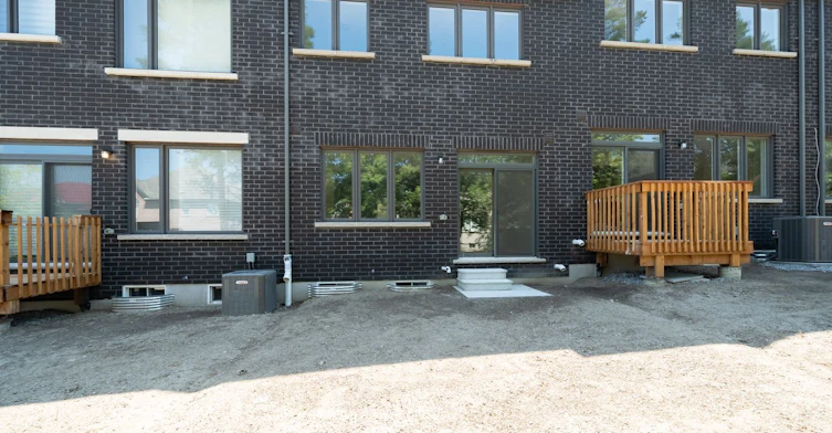 52 Rumi Court, Vaughan, ON, L6A 5E5 - 25