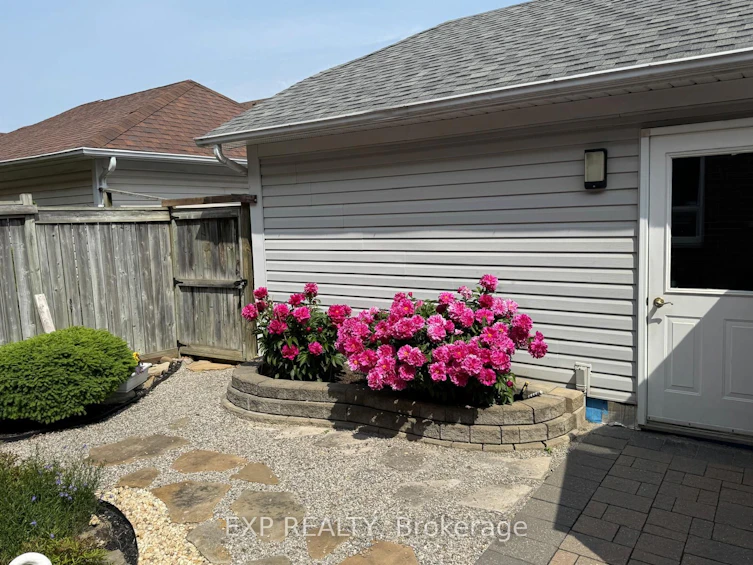 86 Bassett Avenue, Richmond Hill, ON, L4B 4G1 - 49