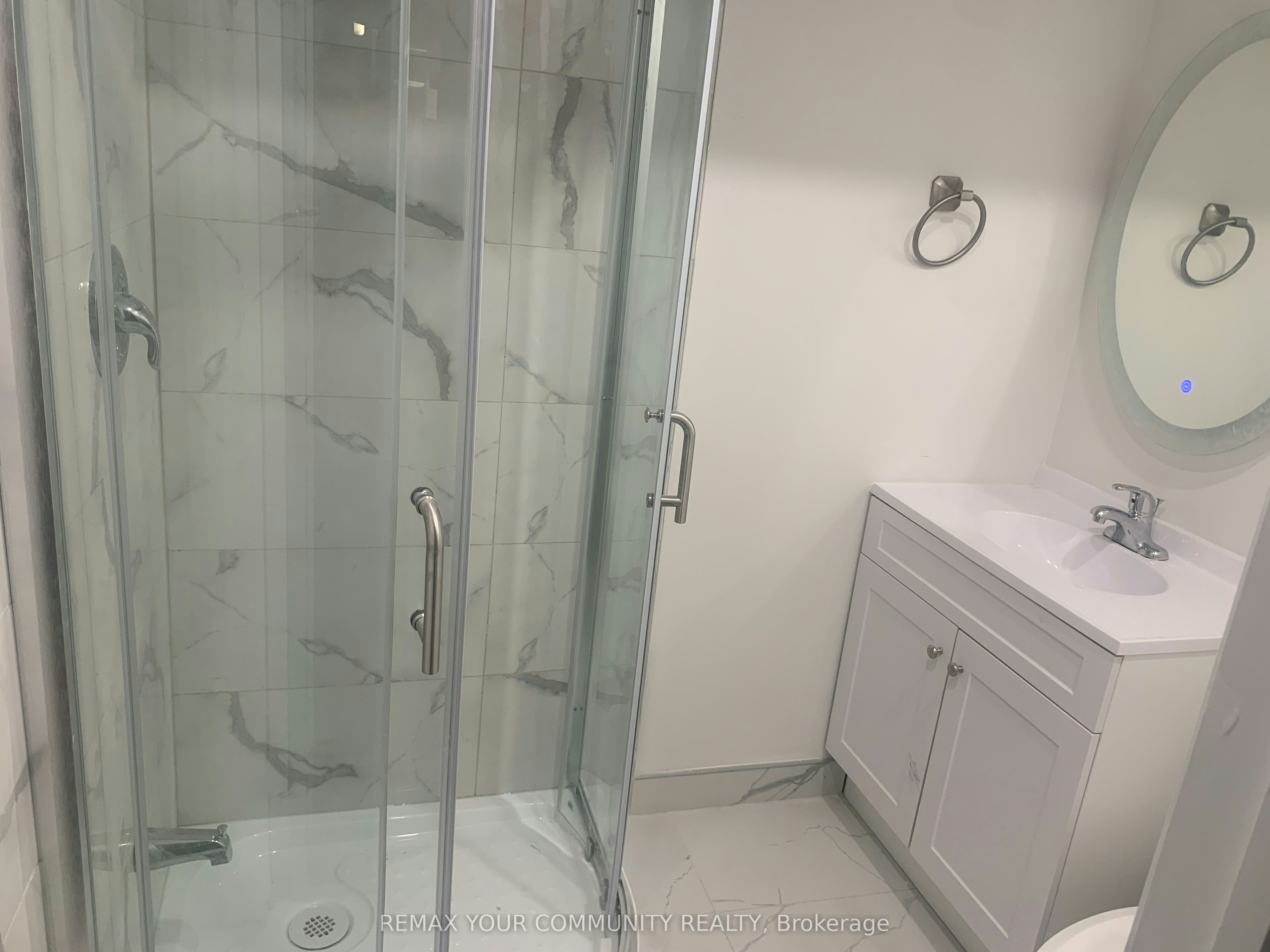 Basement-371 Selby Crescent, Newmarket, ON, L3Y 6E2 - 4