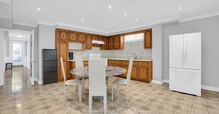 Lower-99 Willis Road, Vaughan, ON, L4L 2S4 - 3