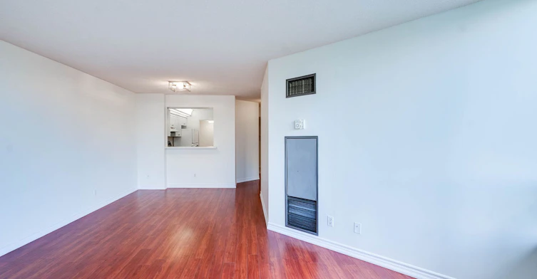506-120 Promenade Circle, Vaughan, ON, L4J 7W9 - 14