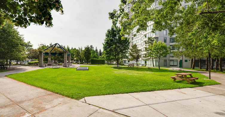 506-120 Promenade Circle, Vaughan, ON, L4J 7W9 - 35