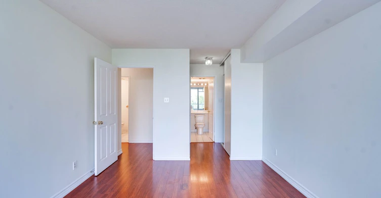 506-120 Promenade Circle, Vaughan, ON, L4J 7W9 - 18