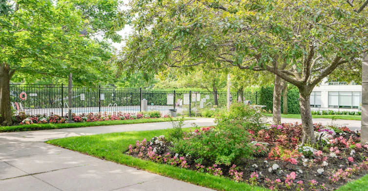 506-120 Promenade Circle, Vaughan, ON, L4J 7W9 - 32