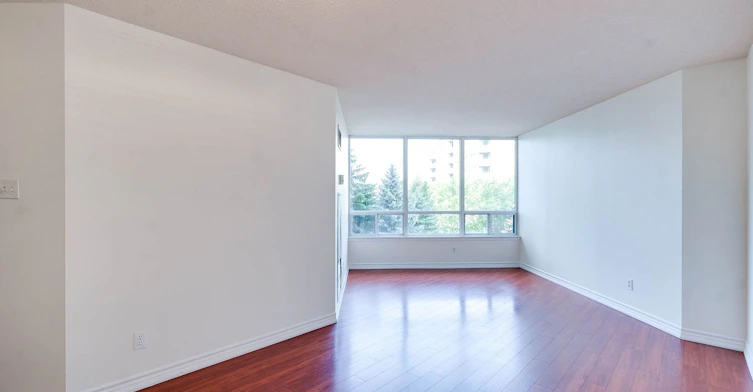 506-120 Promenade Circle, Vaughan, ON, L4J 7W9 - 12