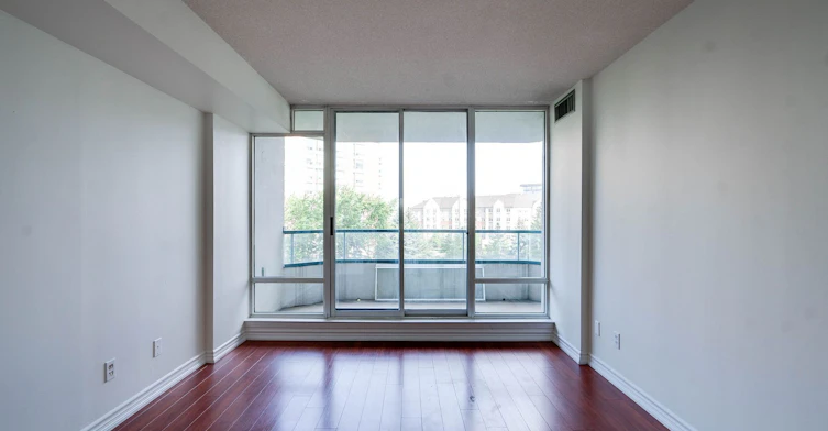 506-120 Promenade Circle, Vaughan, ON, L4J 7W9 - 16