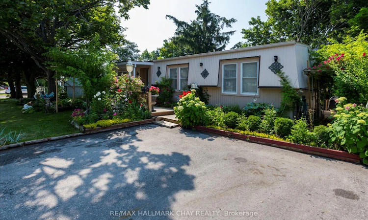 43 Linden Lane