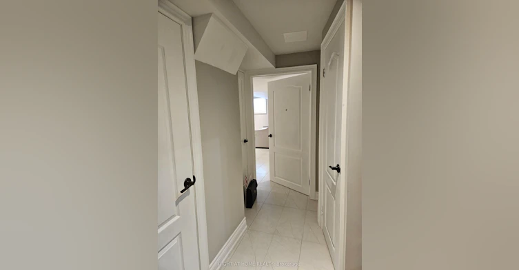 Lower-121 Badessa Circle, Vaughan, ON, L4J 6E2 - 2