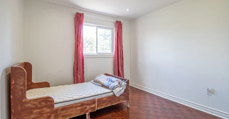24 Forestside Road, Richmond Hill, ON, L4C 9V2 - 23