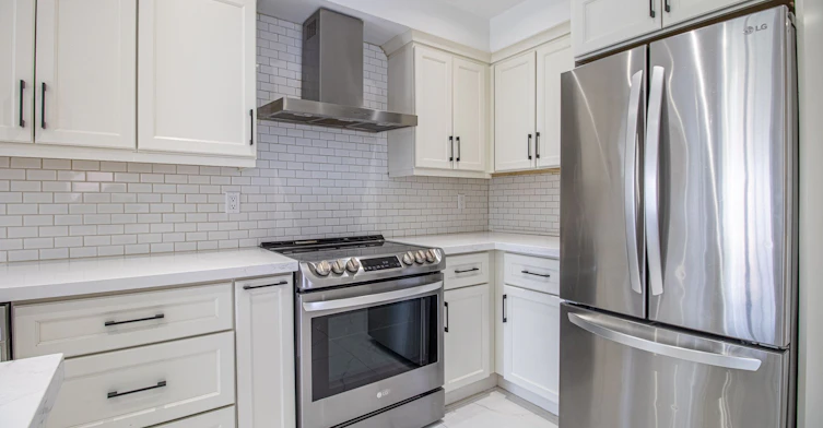24 Forestside Road, Richmond Hill, ON, L4C 9V2 - 8