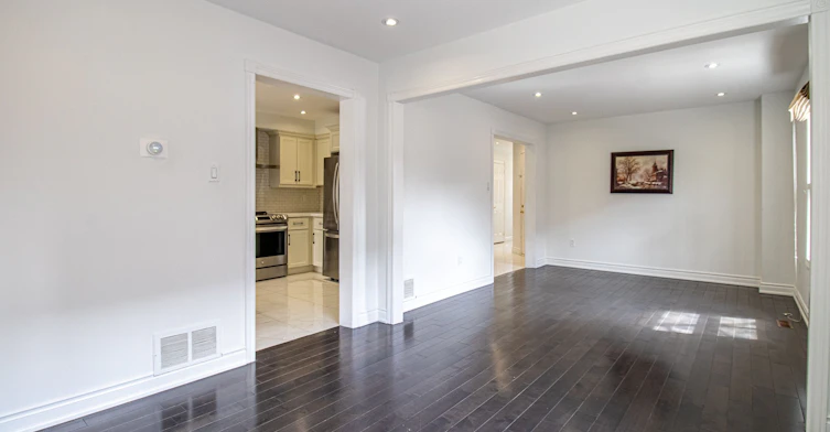 24 Forestside Road, Richmond Hill, ON, L4C 9V2 - 4