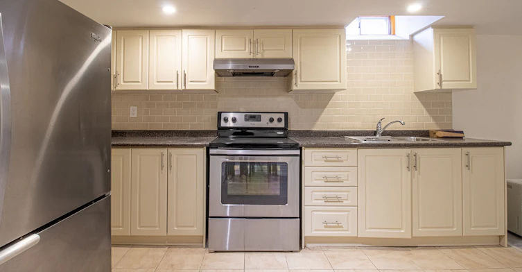 24 Forestside Road, Richmond Hill, ON, L4C 9V2 - 25