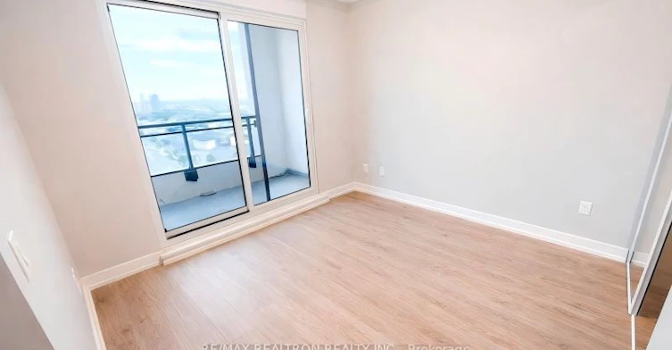 2507-1 Grandview Avenue, Markham, ON, L3T 0G7 - 4