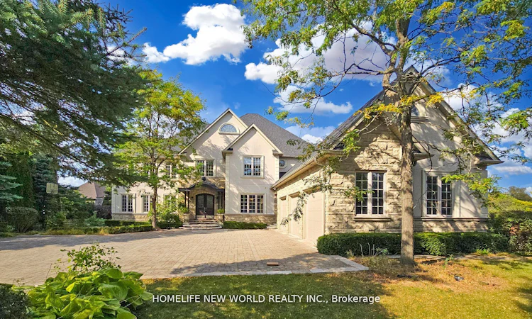198 Kennedy Street W