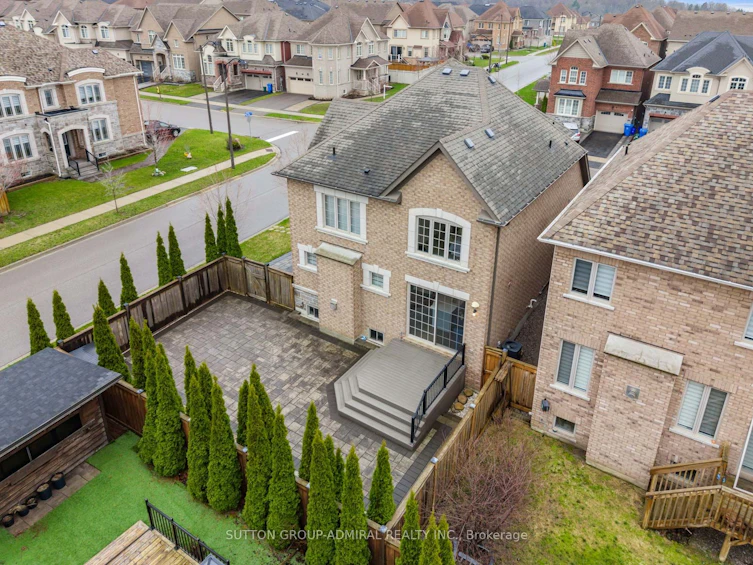 2 William Luck Avenue, East Gwillimbury, ON, L9N 0S1 - 46