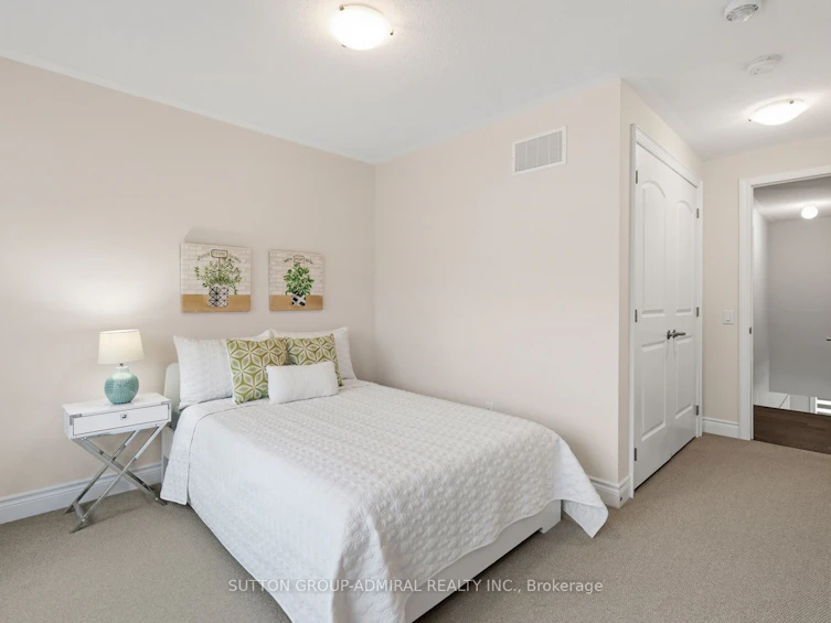 2 William Luck Avenue, East Gwillimbury, ON, L9N 0S1 - 31