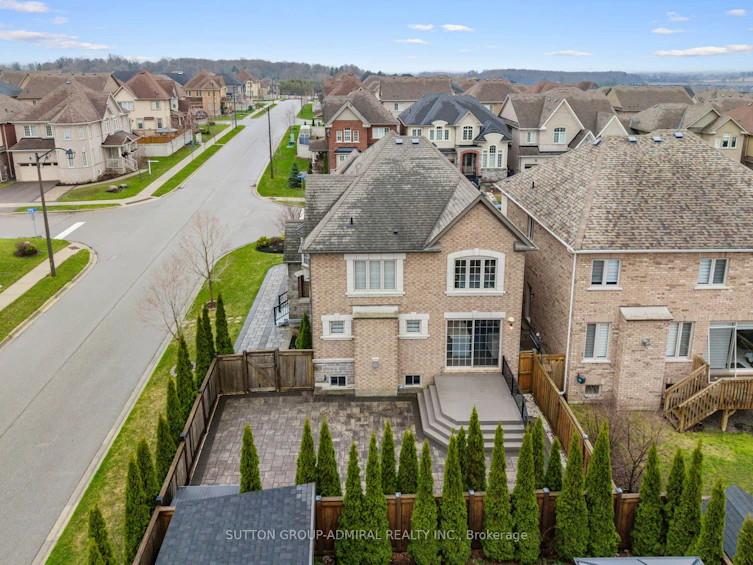 2 William Luck Avenue, East Gwillimbury, ON, L9N 0S1 - 45