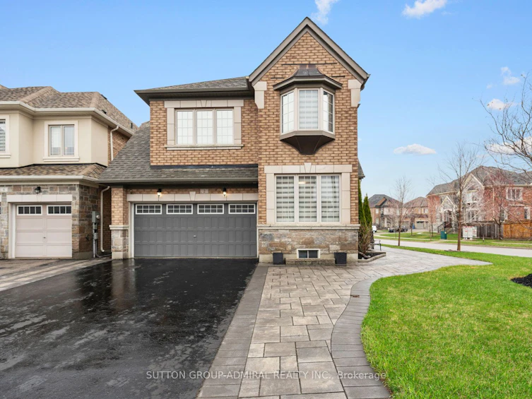 2 William Luck Avenue, East Gwillimbury, ON, L9N 0S1