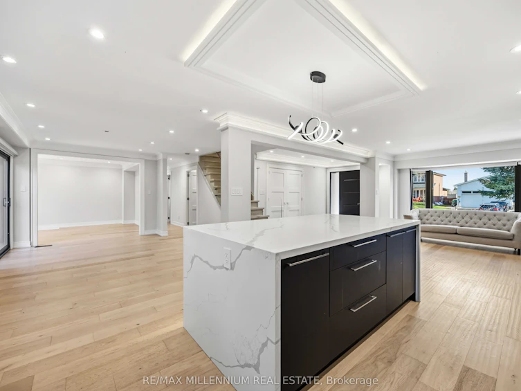 14 Portree Crescent, Markham, ON, L3T 3G2 - 8