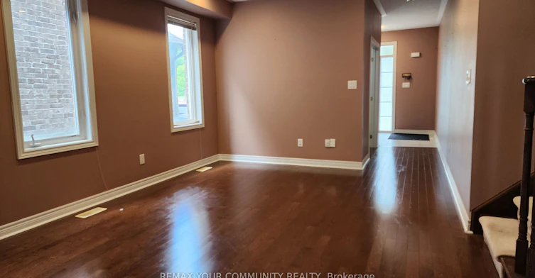 3 Prince Of Wales Drive, Markham, ON, L6C 0E1 - 6
