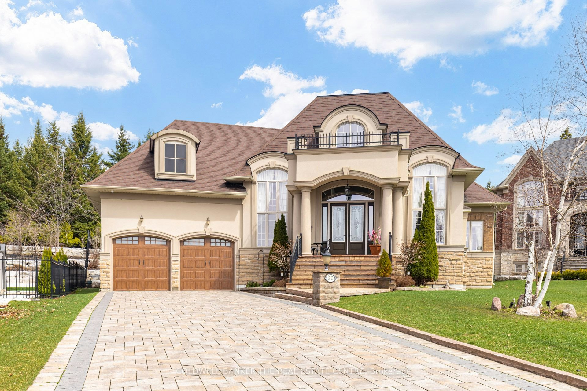 20 Aubrietia Court, Richmond Hill, ON, L4E 2R3