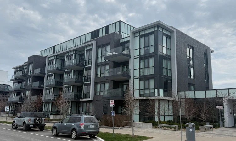106-375 Sea Ray Avenue