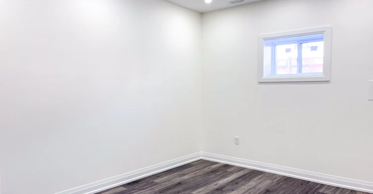 Lower Level-22 Direzze Court, Richmond Hill, ON, L4C 7V8 - 8