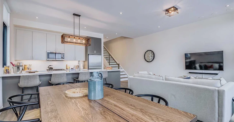 3779 Riva Avenue, Innisfil, ON, L9S 0L5 - 4