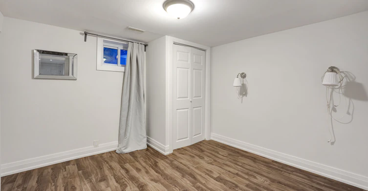 Basement-268 Penn Avenue, Newmarket, ON, L3Y 2S6 - 10