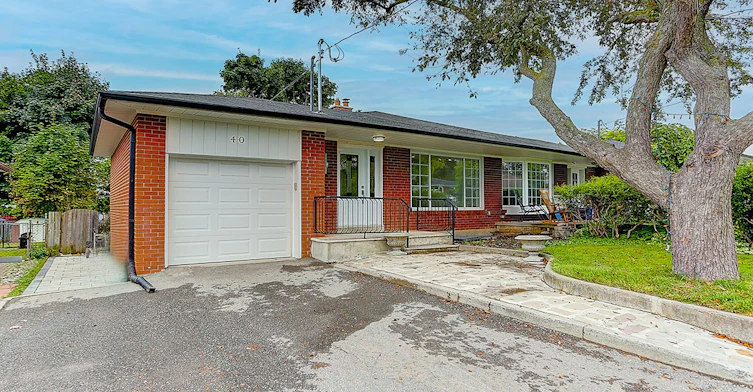 Main-40 Sherwood Forest Drive, Markham, ON, L3P 1P8